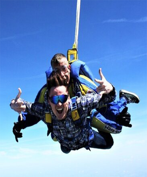 5) Saut en parachute tandem près de Pontoise
